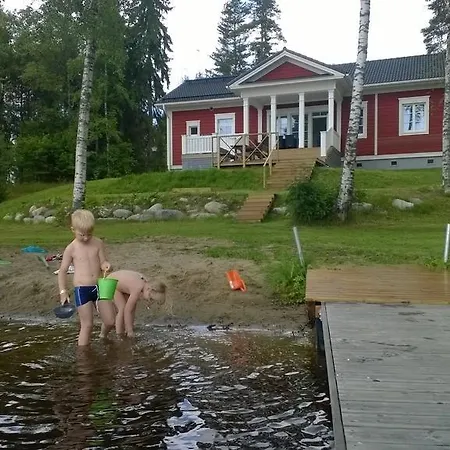 Loeydoen Kartano Villa *
