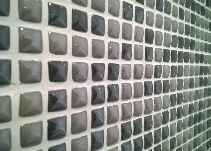 Loeydoen Kartano 미켈리